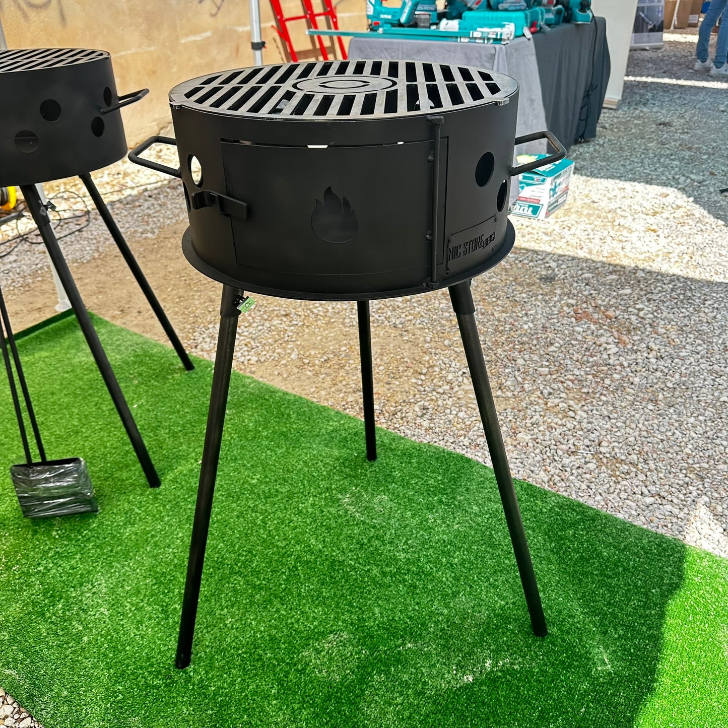 Barbacoa Fogonero Francis 460 Parrilla leña y carbon Portatil Desmontable Paellero Brasero Artesanal Diseño Argentino Nic Store Bbq