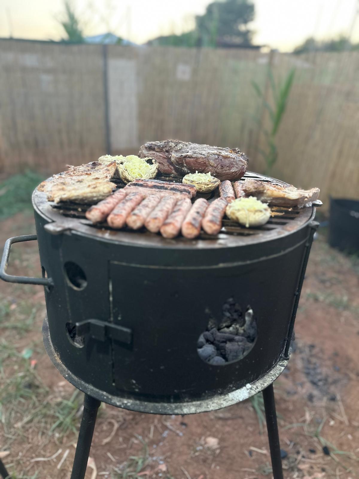 Barbacoa Fogonero Francis 460 Parrilla leña y carbon Portatil Desmontable Paellero Brasero Artesanal Diseño Argentino Nic Store Bbq