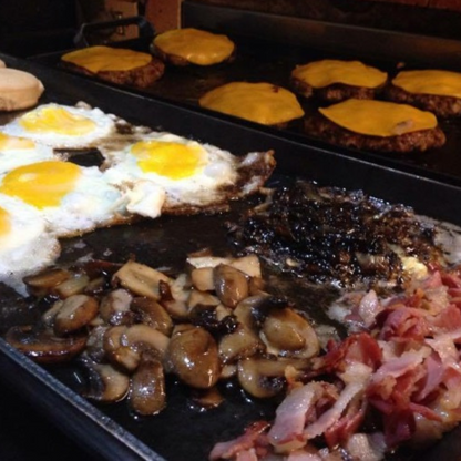 Plancha Bifera de Acero al Carbono Chapa 4mm de Espesor Planchetta con manijas para cocina parrilla barbacoa ideal para restaurantes bares hamburgueserías Hacemos a medida