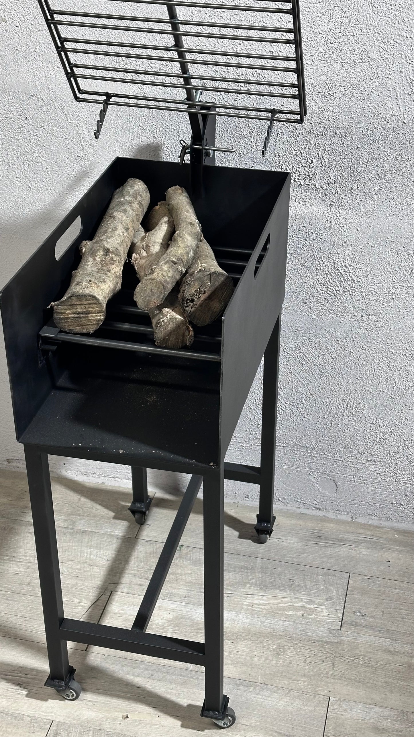 Brasero/Leñero Individual con ruedas